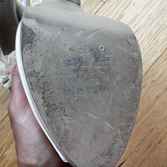 ⭐️BOGO FREE⭐️ UNLISTED Cream Platform Sling Back Heels - Picture 6 of 12